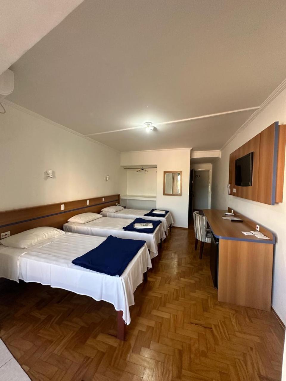 Hotel Modena - Сан-Жозе-дус-Кампус Экстерьер фото